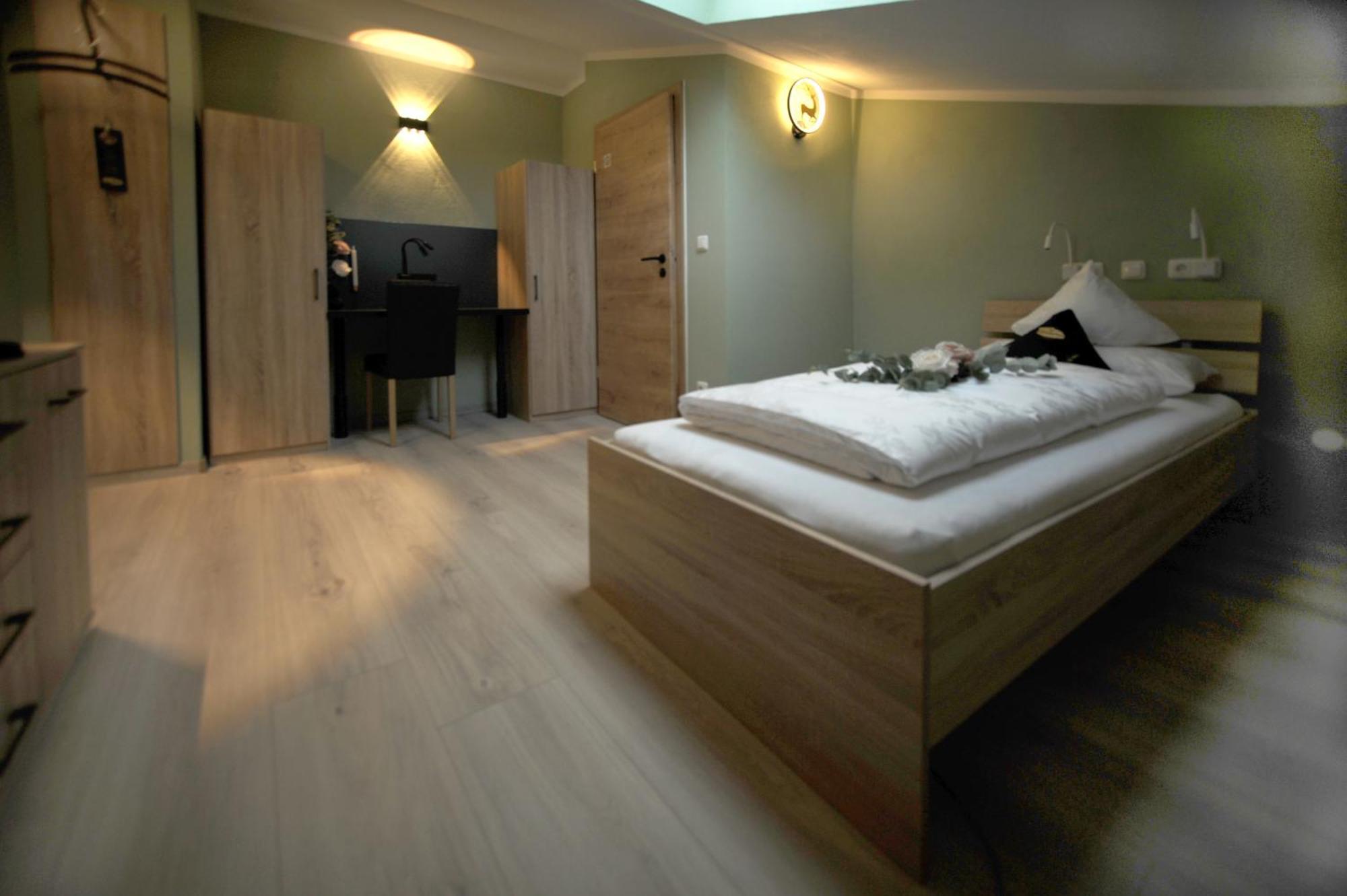 Boardinghouse Schongau Apartment Ngoại thất bức ảnh